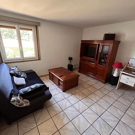 Chambres Des Arrys Bas-en-Basset Екстериор снимка