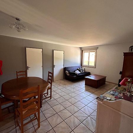 Chambres Des Arrys Bas-en-Basset Екстериор снимка