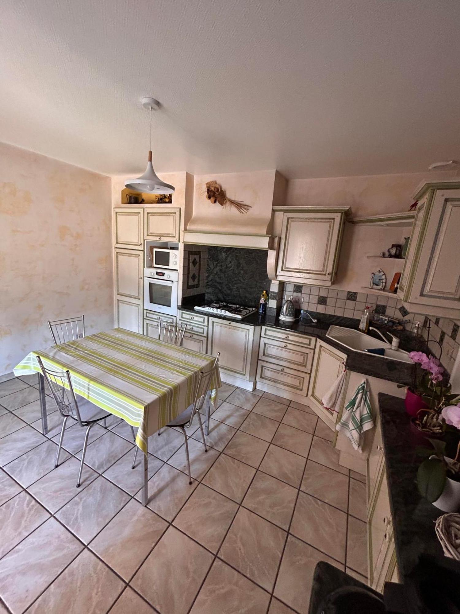 Chambres Des Arrys Bas-en-Basset Екстериор снимка